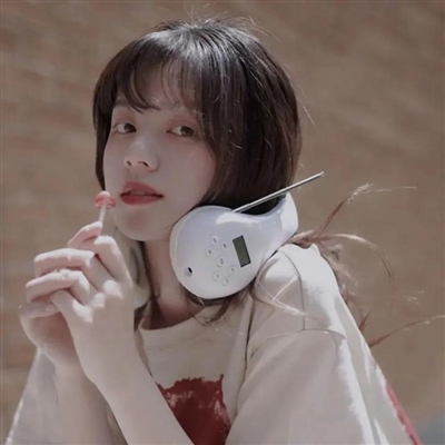 高清好看的港味复古女头图片(优选31张)