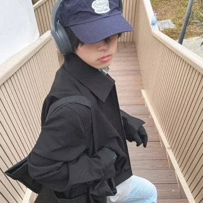 2023有一点高冷帅帅的微信帅哥头像(精选32张)