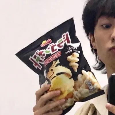 一眼就沦陷的男友力爆棚的男生头像(优选36张)