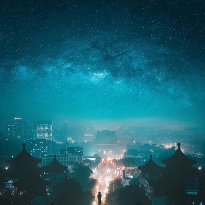 空间意境美超好看的微信头像(精选48张)