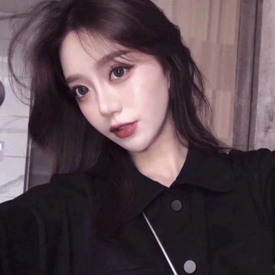 女人最适合的抖音头像40岁左右(共16张)