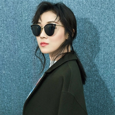 2023最火女生头像高冷(24张)