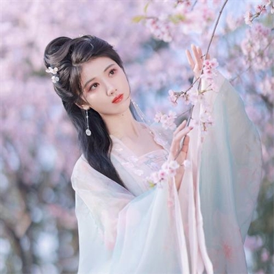 让男生看一眼就心动的女生头像(优选24张)