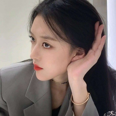 2023最新微信头像女(精选24张)