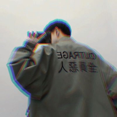 帅哥背影头像阳光(优选24张)