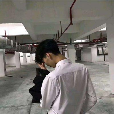 帅哥背影头像阳光(优选24张)
