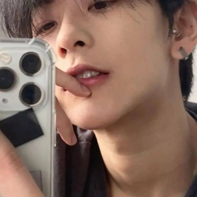 好看又认不出的情侣头像(精选18张)