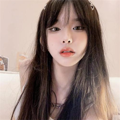 2024品味高级的女生头像(精选24张)