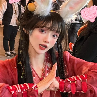 笑容超治愈的女生头像图片(优选24张)