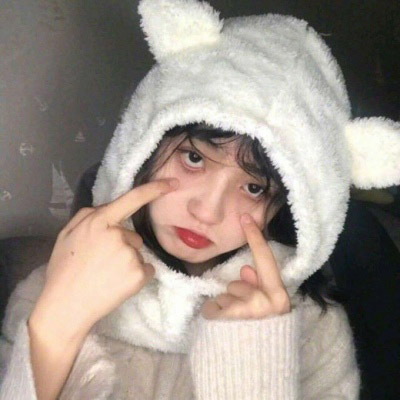 笑容超治愈的女生头像图片(优选24张)