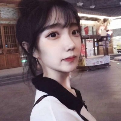笑容超治愈的女生头像图片(优选24张)
