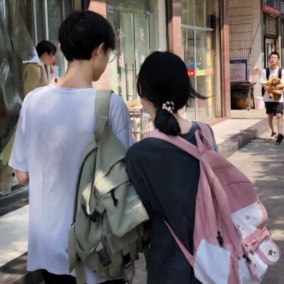 微信头像情侣一左一右(18张)