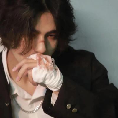 男士有深意的头像(共22张)