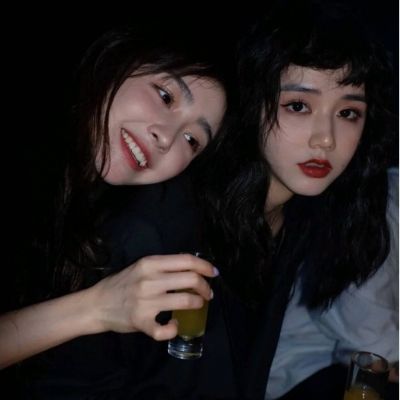 不易撞的神仙闺蜜头像(精选22张)