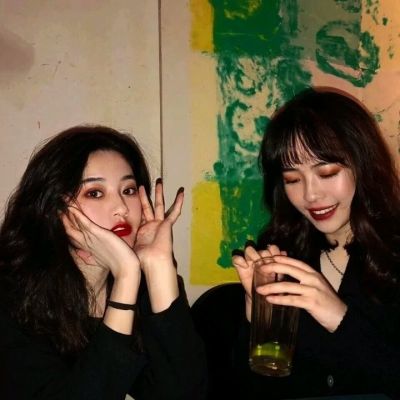 不易撞的神仙闺蜜头像(精选22张)