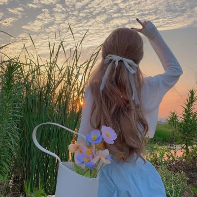 又好看又漂亮又美丽女生头像(精选24张)
