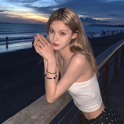 好看漂亮的女生头像(精选16张)