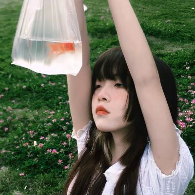 高颜值抖音网红头像图片女(20张)