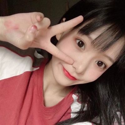 俏皮可爱的元气少女高清头像(共20张)