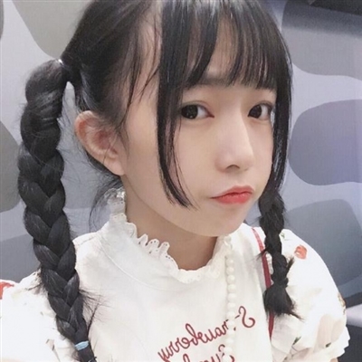 俏皮可爱的元气少女高清头像(共20张)