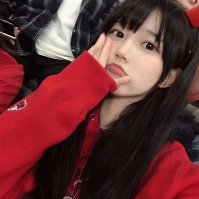 俏皮可爱的元气少女高清头像(共20张)