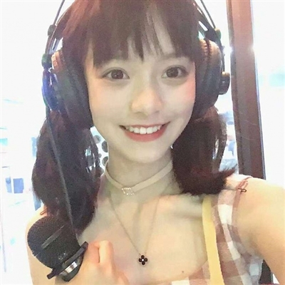 俏皮可爱的元气少女高清头像(共20张)