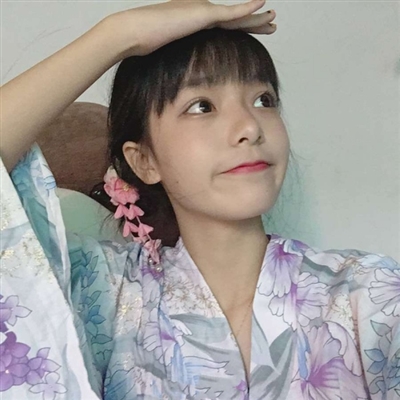 俏皮可爱的元气少女高清头像(共20张)