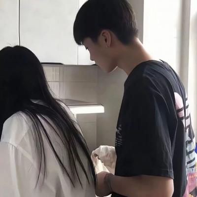 情侣头像2023最新版一男一女(精选20张)