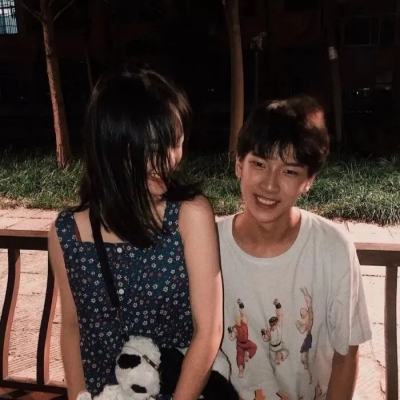 比较独特的情侣头像(16张)