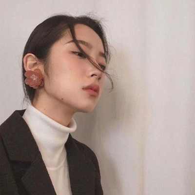 抖音女生头像霸气高冷(优选16张)
