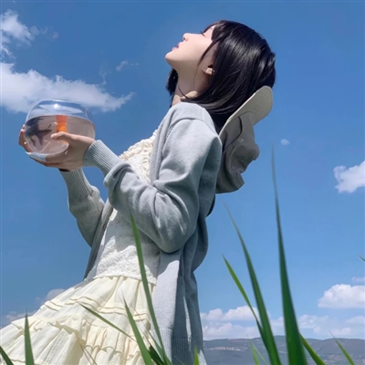 抖音最新女生头像真人(16张)
