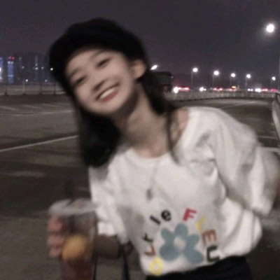 充满阳光希望的头像女(精选16张)