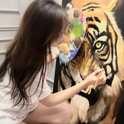 颜值很高的女生真人很俏皮的头像(精选16张)