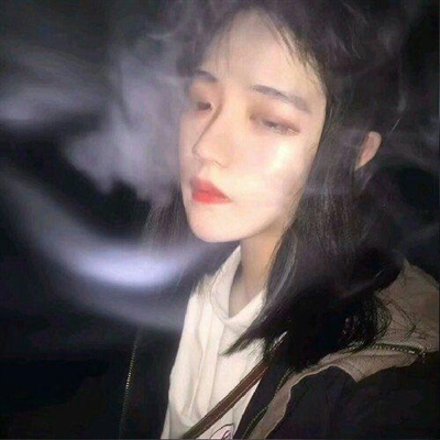 2024有气质有有韵味的女生头像(精选16张)