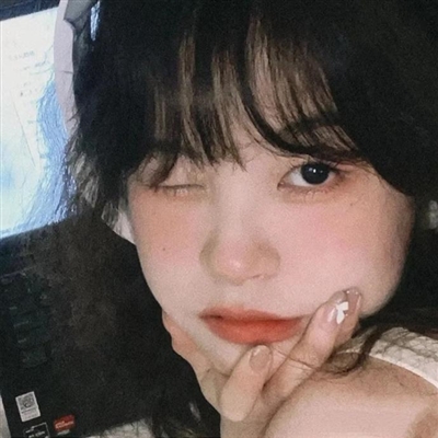 小众高级气质女生真人头像图片动漫(16张)