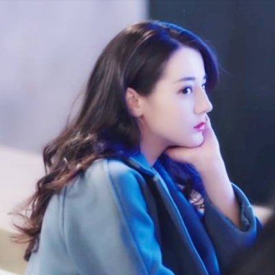 高清蓝色系女生头像(精选16张)