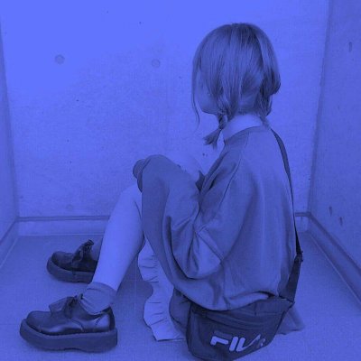 高清蓝色系女生头像(精选16张)