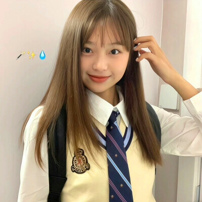 2024女生头像时尚潮流(精选16张)