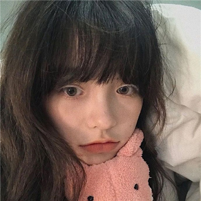 一看就让人心疼的女生头像(共16张)