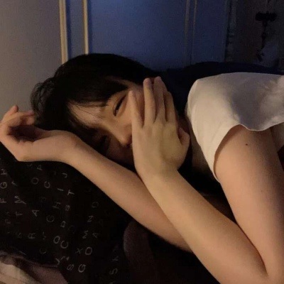 2024年最流行的女生头像(共16张)