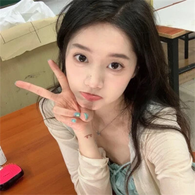 2024年快手最火的头像图片女生(优选16张)