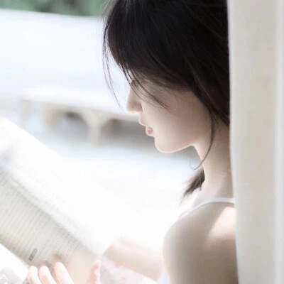 2024年最火微信头像女生唯美(共16张)