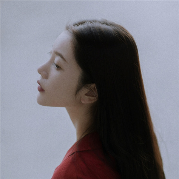 2024最新红色系女生头像(精选18张)