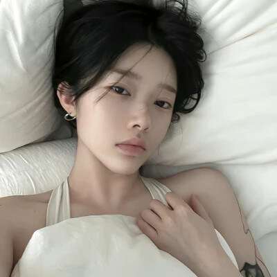 2024年最火的女生头像真人图片(优选18张)