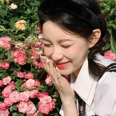 抖音头像图片2024最新款女(精选14张)