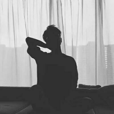 让人记忆深刻的微信头像男(共12张)