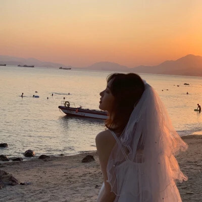 2024有品位的微信头像女(精选18张)