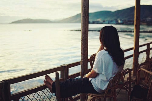 头痛难受的心情说说心情短语