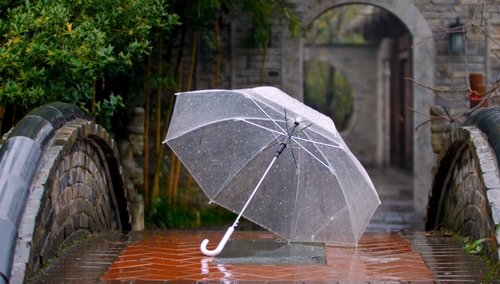 连续天天下雨心情说说(87句) 连续天天下雨心情说说(87句)