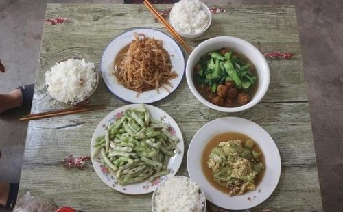 粗茶淡饭却温馨的句子(精选78句)